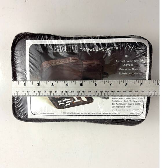 Vintage Brut Executive Travel Ensemble Toiletry Kit NEW 1990s - Picture 4 of 7